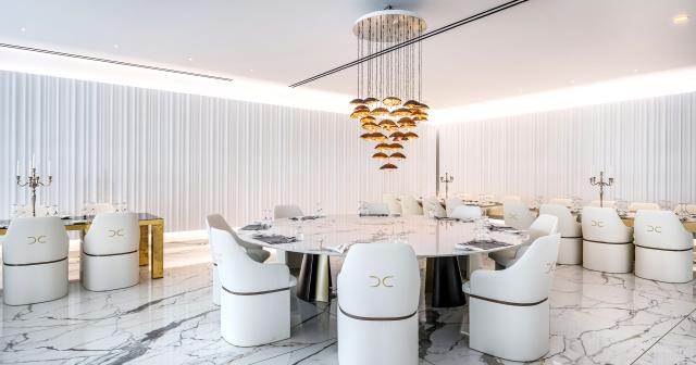 Diamond-Deluxe-RESTAURANT