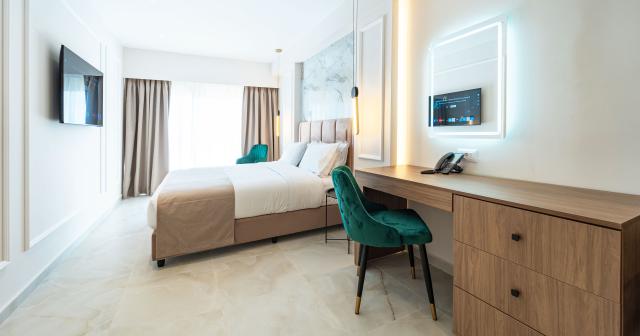Philia-Center-Suites-2025-JUNIOR-SUITE-DELUXE