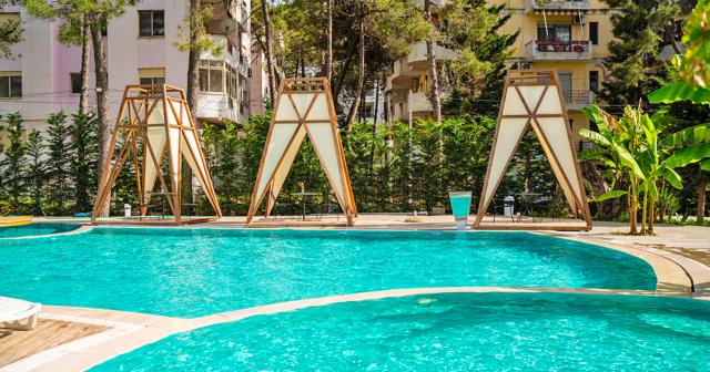 Garden-Palace-POOL-04