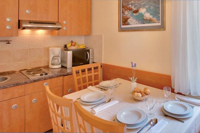 Maistra Select Amarin Resort