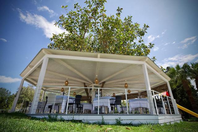 Limone Beach Village