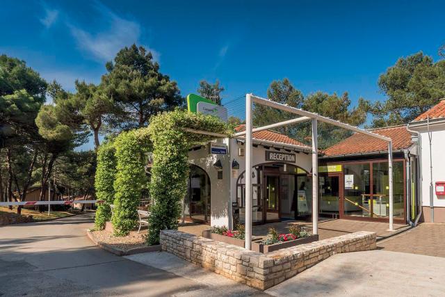 Kanegra Resort