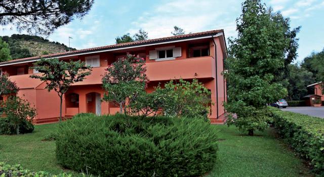 Ortano Mare Village & Residence