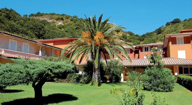 Ortano Mare Village & Residence