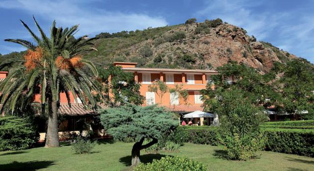Ortano Mare Village & Residence