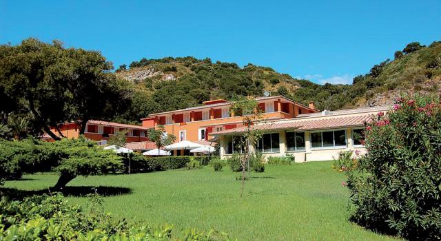 Ortano Mare Village & Residence