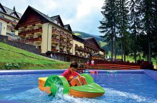 Ski & Wellness Residence Družba