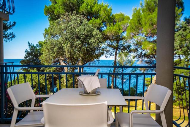Arena Verudela Beach Resort & Verudela Villas