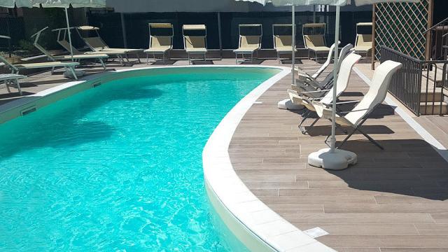 Lalla Beauty & Relax