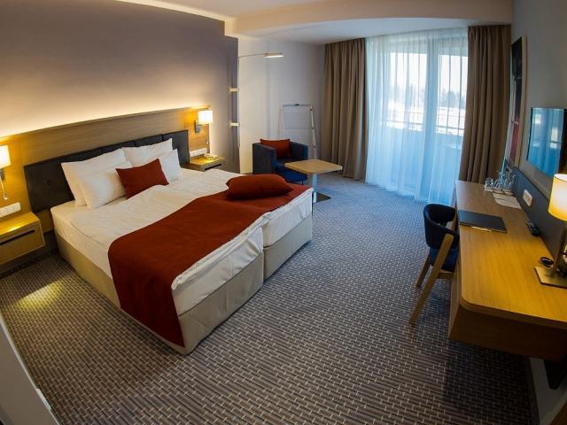 Thermal Hotel Balance