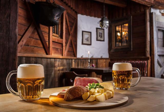 Höhlenstein