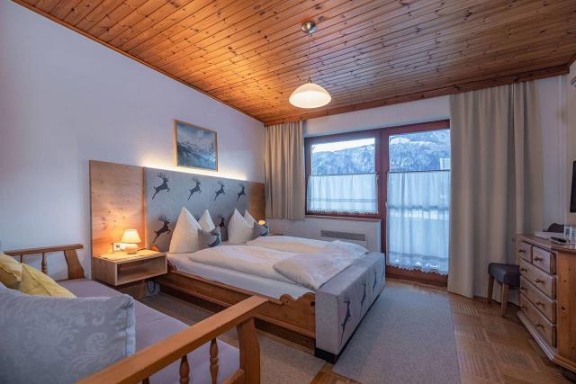 Landhof zum Waidegger Wirt – Waidegg u Nassfeldu