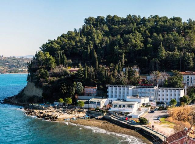 Barbara Piran Beach Hotel & Spa