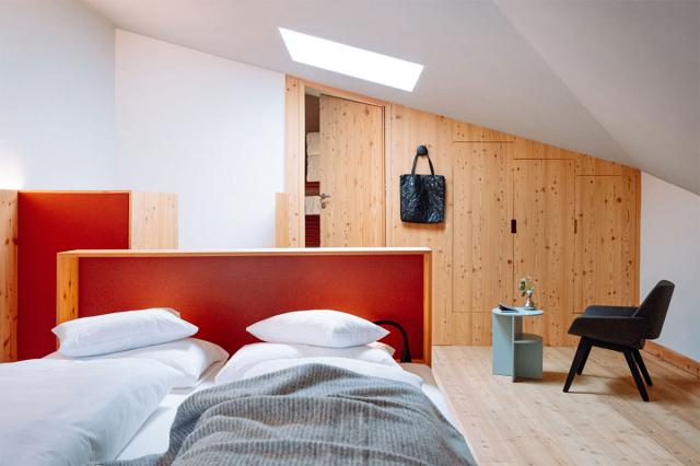 Alma Paramount Suites