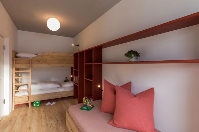 Alma Paramount Suites