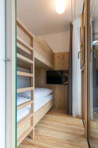 Alma Paramount Suites