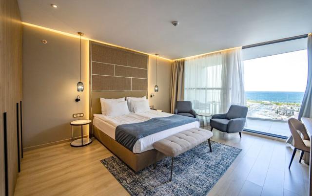 Wave Resort