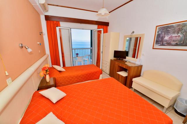 Oasis Hotel