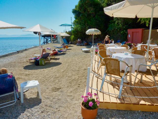 Oasis Hotel