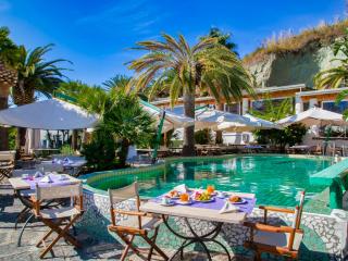 Borgo Romantica Resort & Spa