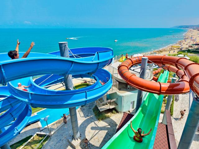 Sol Luna Bay Resort