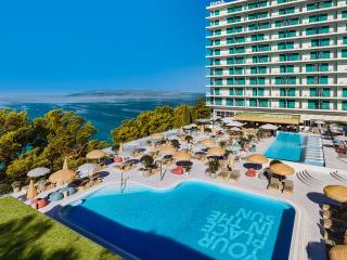 Dalmacija Sunny Hotel by Valamar