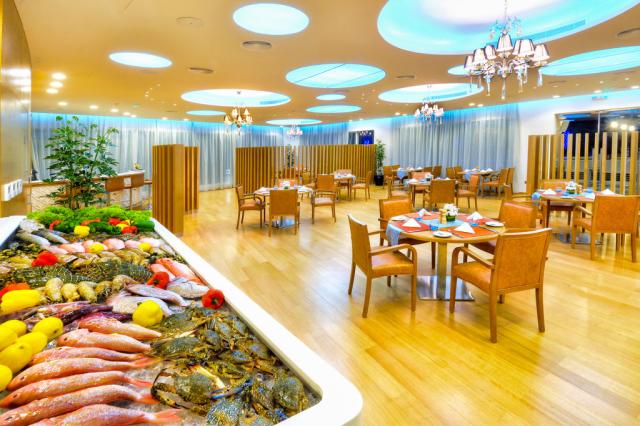 Oceanic Khorfakkan Resort & Spa
