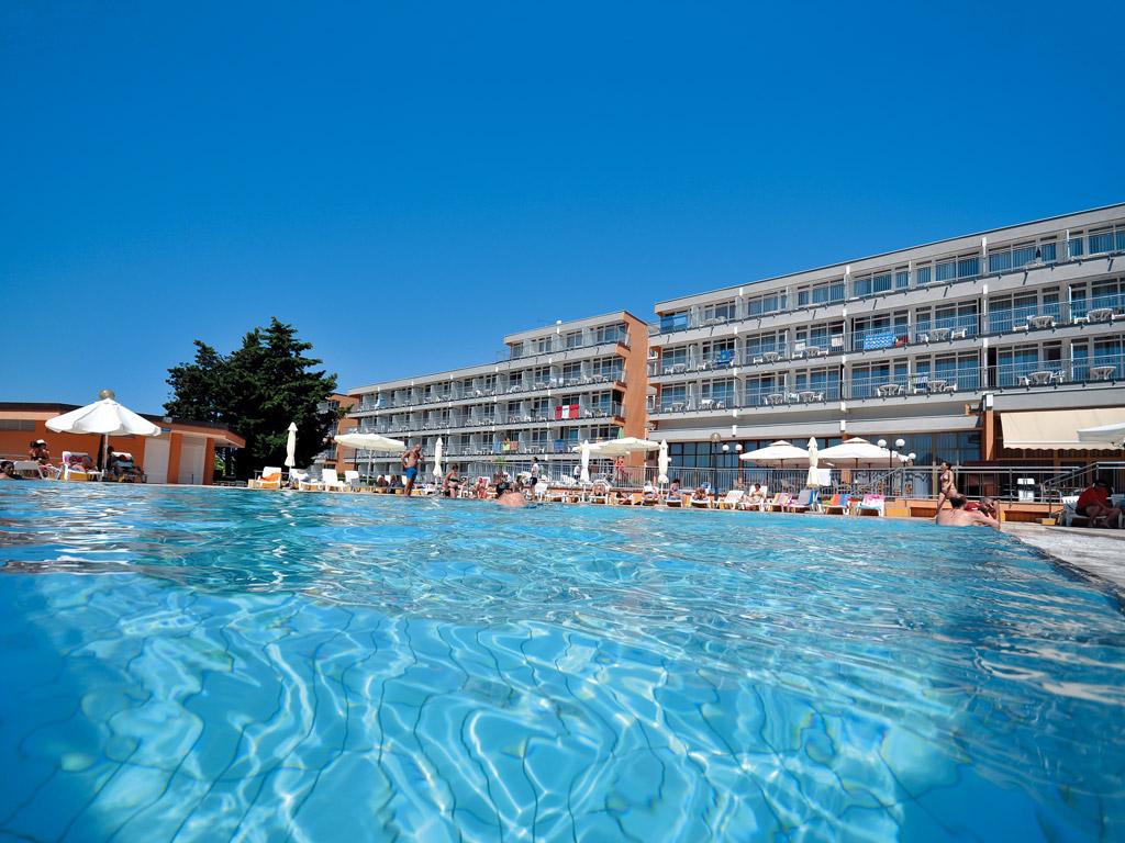 Hotel Holiday