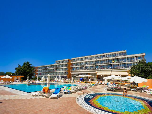 Hotel Holiday