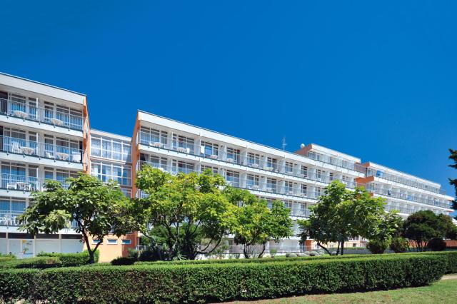 Hotel Holiday