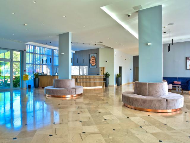 Hotel Holiday