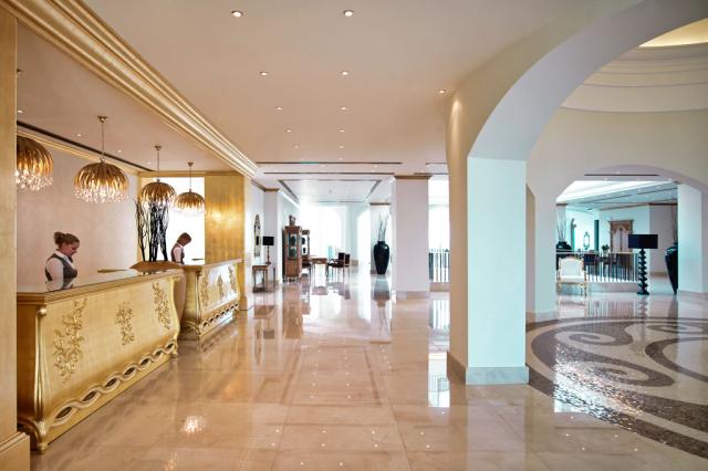 Mitsis Laguna Exclusive Resort & Spa
