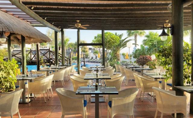 La choza bar restaurant.jpg
