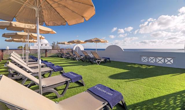 Terraza%20nudista%201.jpg