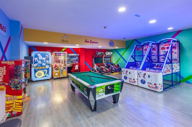 ARCADE (3).jpg