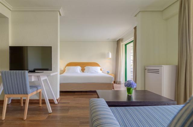 Junior Suite17.jpg