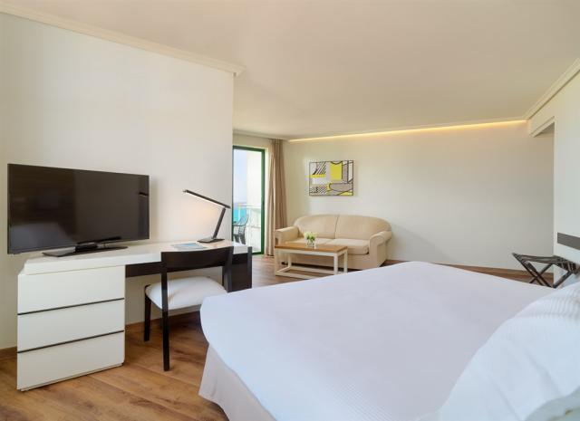 Junior Suite62.jpg