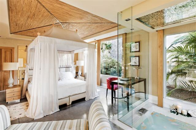villa-mimosas-bedroom.jpg