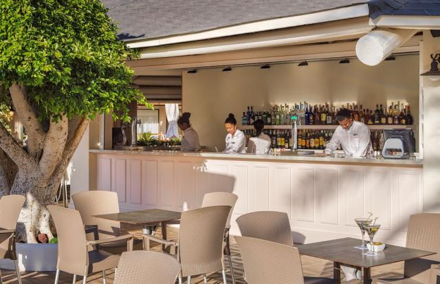 Pool Bar5.jpg