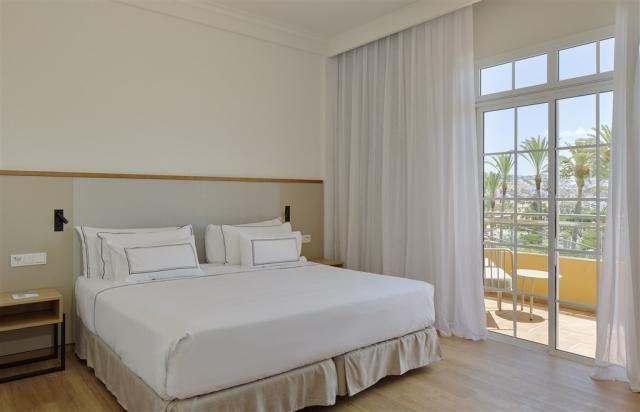 106aMeliaJardinesDelTeide-Junior Suite Sea View.jpg