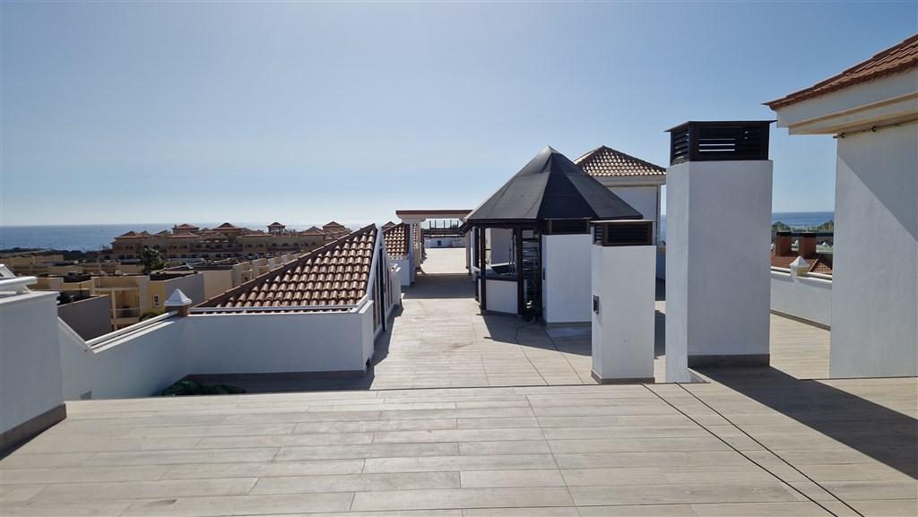35 HCCC Rooftop 20240417.jpg
