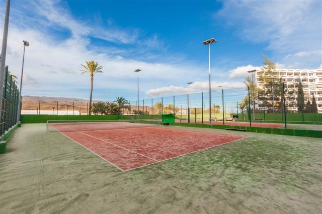 CANCHA DE TENNIS.jpg