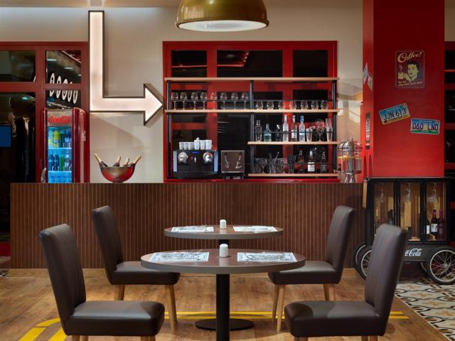 Route 66 restaurant4.jpg