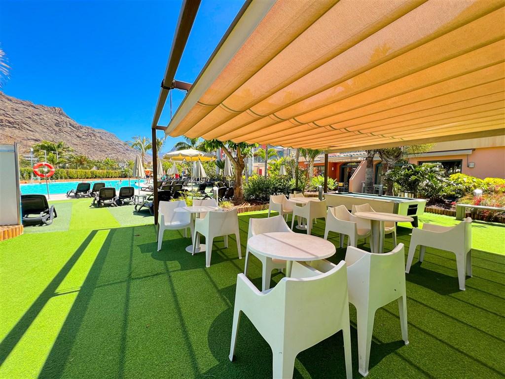 Pool Bar (2)3.jpg