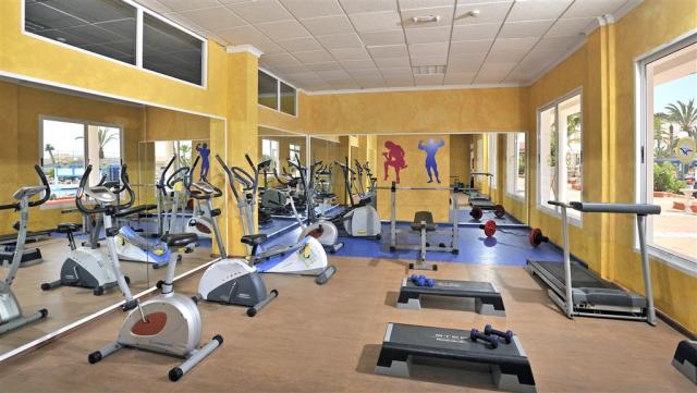 globales-costa-tropical-gimnasio.jpg
