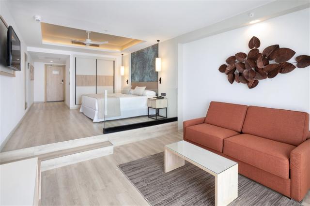 XJA_20_048 - Double room sea view.jpg