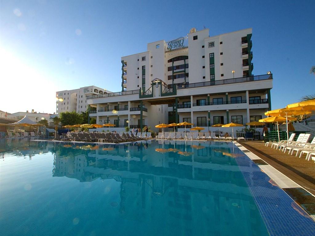 Aparthotel Green Field
