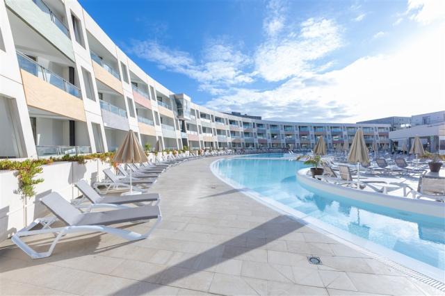 piscina eurostars las salinas-4.jpg