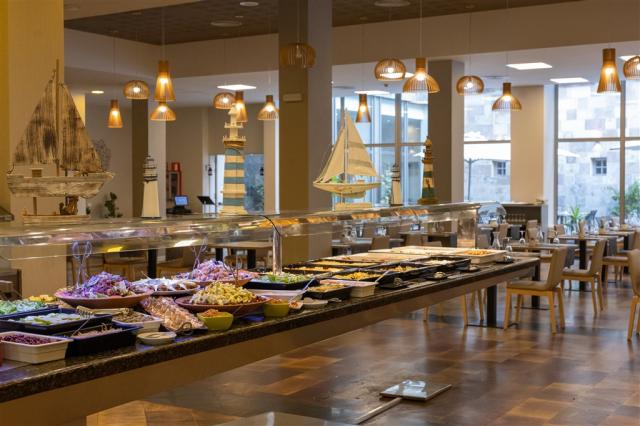 buffet eurostars las salinas-2.jpg