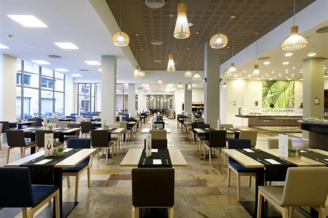 Eurostars Las Salinas - Restaurante.jpg